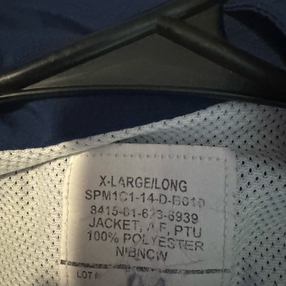 US Air Force Track Suit - Picture 3 of 3